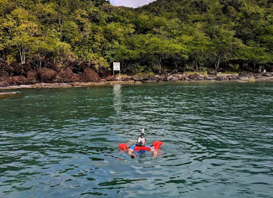 saint-lucia/anse-la-raye/landmark/anse-cochon