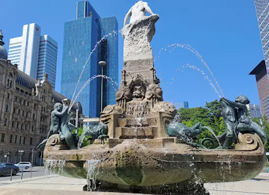 germany/frankfurt/landmark/frankfurter-marchenbrunnen