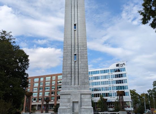 north-carolina/raleigh/north-hills/landmark/memorial-belltower