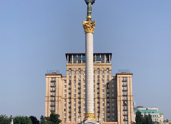 ukraine/podolian-upland/landmark/independence-monument