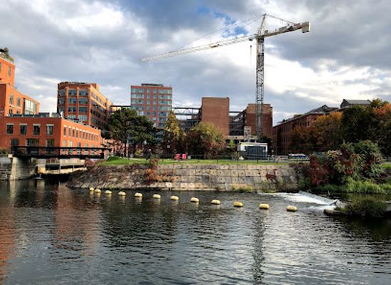 canada/montreal/griffintown/landmark/lachine-canal-saint-gabriel-lock