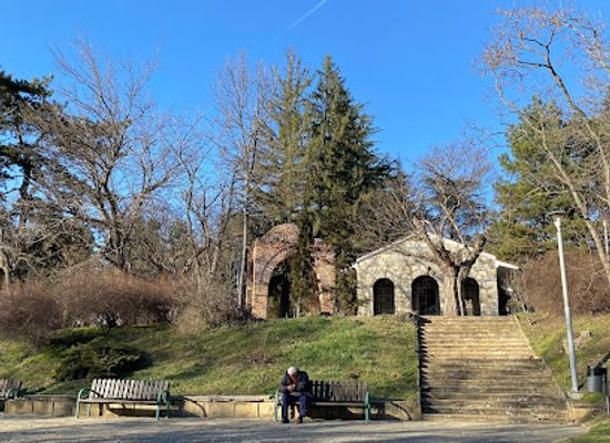 bulgaria/thrace/landmark/thracian-tomb-of-kazanlak