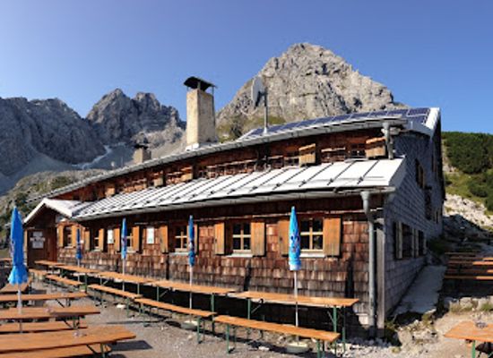 austria/wipptal/landmark/coburger-hut