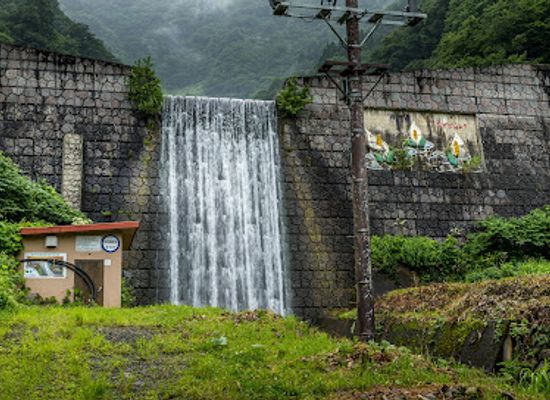 japan/echigo/landmark/fudo-falls