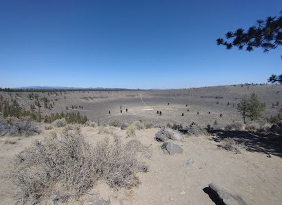 oregon/deschutes-county/landmark/big-hole