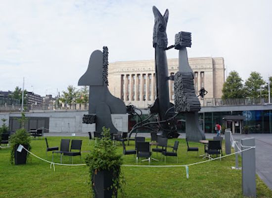 finland/helsinki/landmark/song-trees-pikes-song