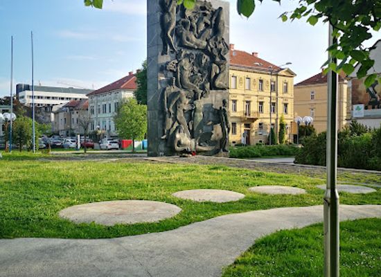slovenia/celje/landmark/war-and-peace-memorial