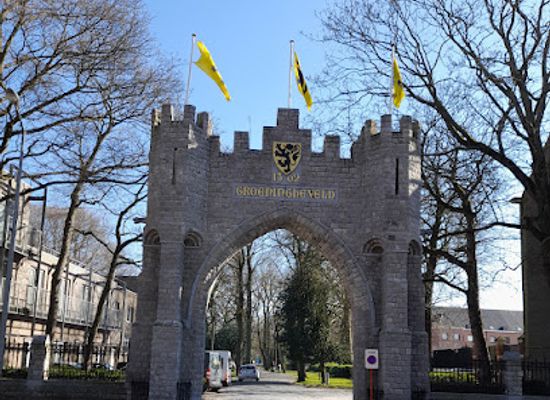 belgium/kortrijk/landmark/groeninge-monument