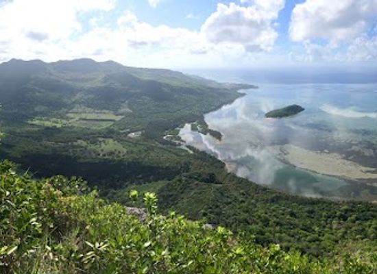 mauritius/chamarel-coloured-earth/landmark/explorers-mauritius
