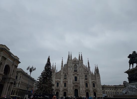 italy/milan/duomo/landmark/santuario-di-san-bernardino-alle-ossa