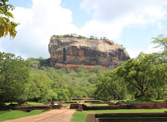 sri-lanka/sigiriya/landmark/miniature-water-garden-sigiriya