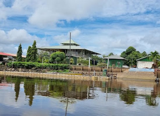 suriname/wanica-district/landmark/domburg-waterkant