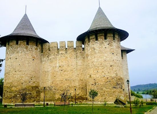 moldova/bessarabia/landmark/soroca-fortress