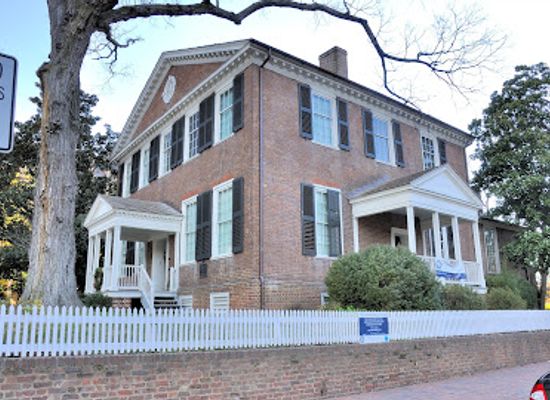 virginia/central-virginia/landmark/the-john-marshall-house