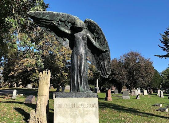 iowa/iowa-city/landmark/oakland-cemetery