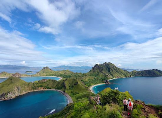 indonesia/central-sulawesi/landmark/dtour-komodo
