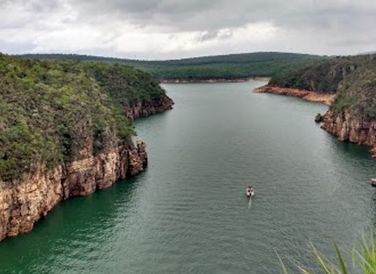 brazil/serra-da-canastra-national-park/landmark/parque-nacional-da-serra-da-canastra