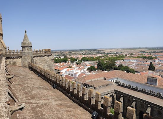 portugal/evora/landmark/evora-cultural-experience