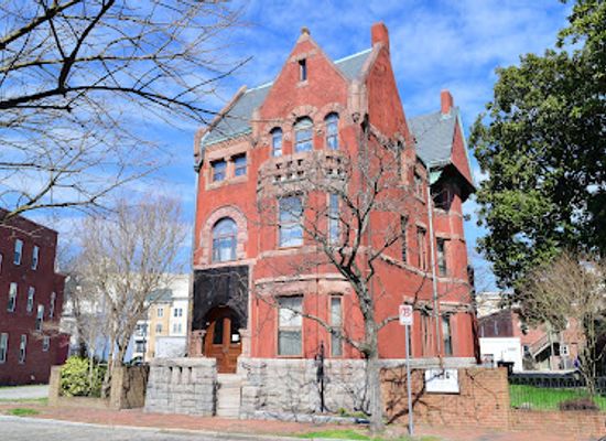 virginia/hampton-roads/landmark/hunter-house-victorian-museum