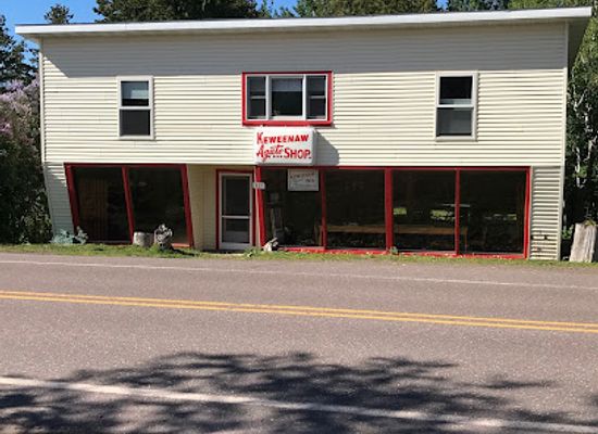 michigan/copper-harbor/landmark/keweenaw-agate-shop
