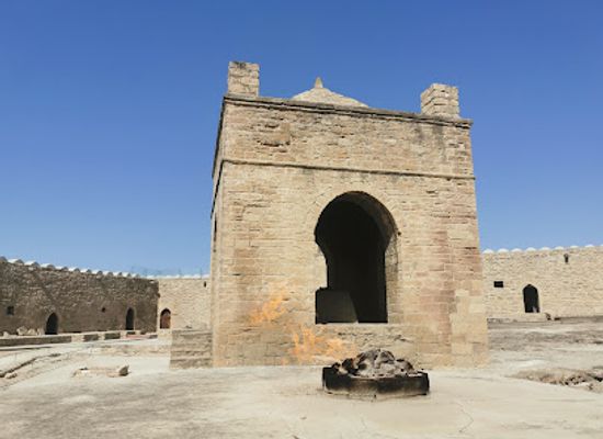 azerbaijan/absheron-peninsula/landmark/atashgah-zoroastrian-fire-temple