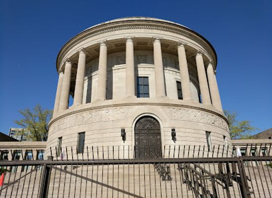 illinois/fox-valley/landmark/elks-national-memorial-and-headquarters