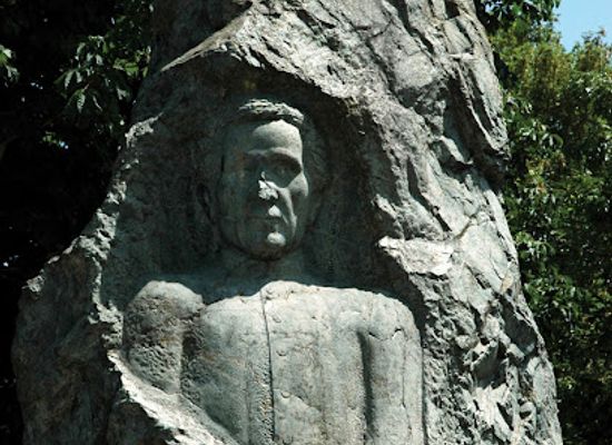switzerland/fribourg/landmark/monument-de-l-abbe-bovet