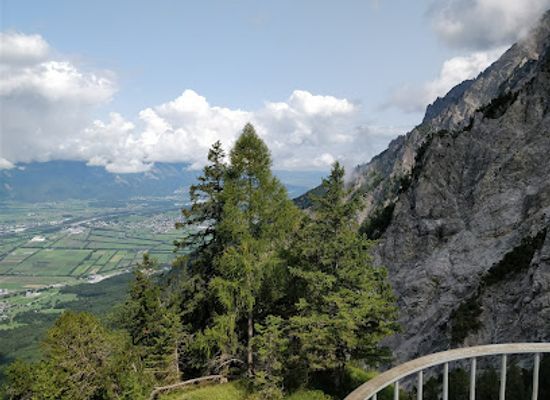 liechtenstein/gaflei/landmark/aussichtsturm-gaflei