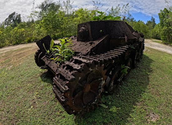 palau/peleliu/landmark/japanese-type-95-ha-go-tank