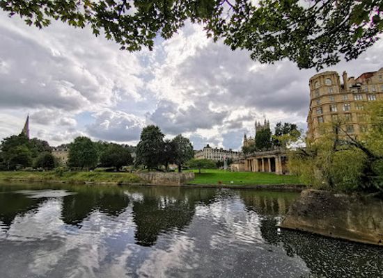 united-kingdom/bath/attraction/prince-bladud-and-the-pig
