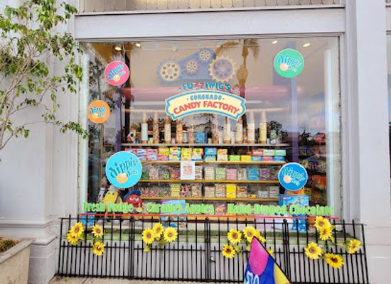 california/coronado/landmark/fuzziwig-s-candy-factory
