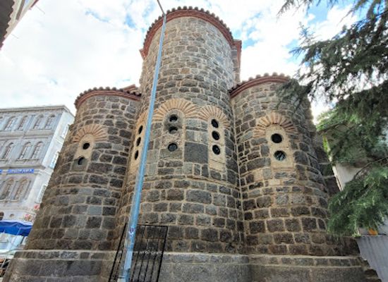 turkiye/pontus/landmark/st-anne-s-church