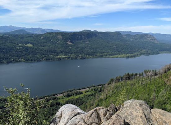 oregon/hood-river-county/landmark/angel-s-rest-lookout