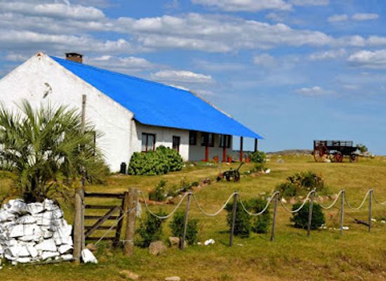 uruguay/sierra-de-rocha/landmark/parador-sierras-de-rocha