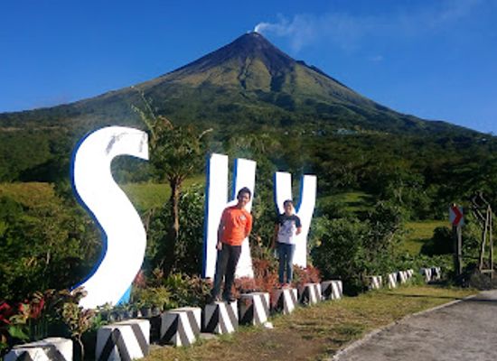 philippines/bicol-region/landmark/mayon-volcano-natural-park