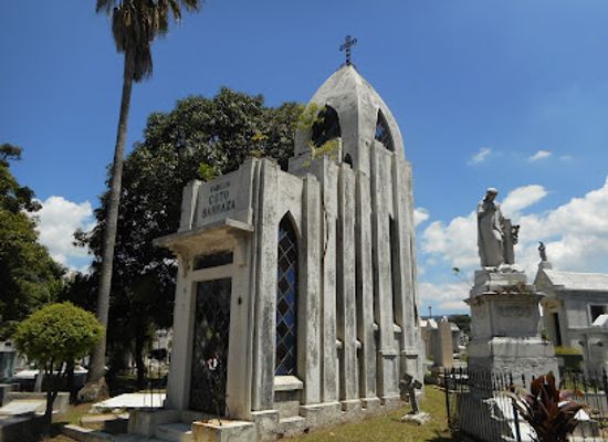 el-salvador/san-salvador/landmark/los-ilustres-cemetery-the-illustrious-cemetery