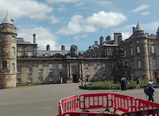 united-kingdom/midlothian/attraction/palace-of-holyroodhouse-2