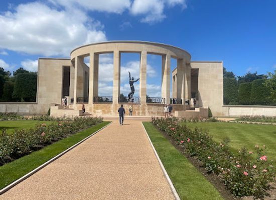 france/normandy/landmark/d-day-memorial-the-queen-s-own-rifles-of-canada-and-others