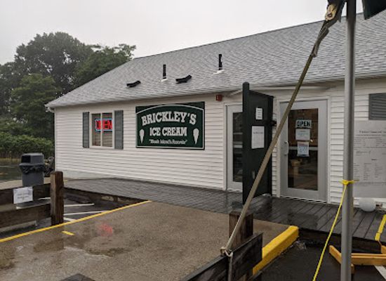 rhode-island/newport-county/landmark/brickley-s-homemade-ice-cream
