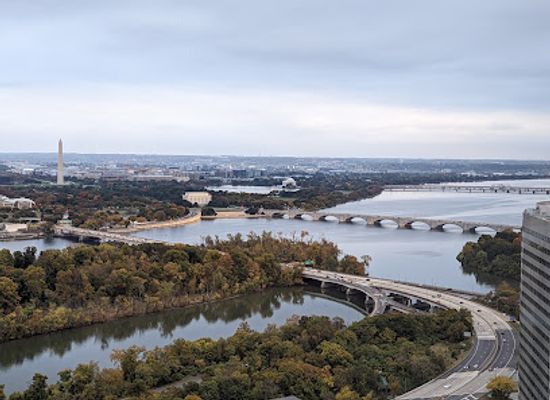 virginia/arlington/landmark/the-view-of-dc