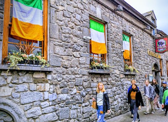 ireland/kilkenny/landmark/kyteler-s-inn
