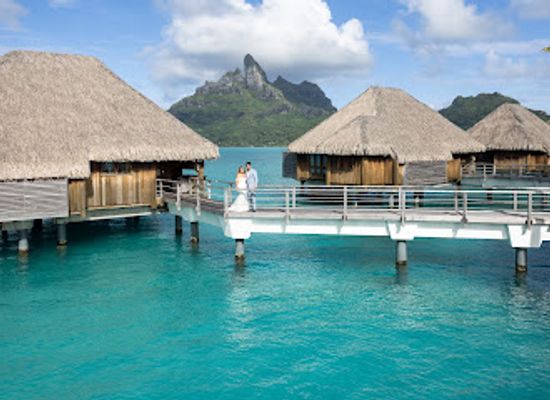 french-polynesia/bora-bora/landmark/stephan-bonnie-photographer-bora-bora-bora-bora-photo-video