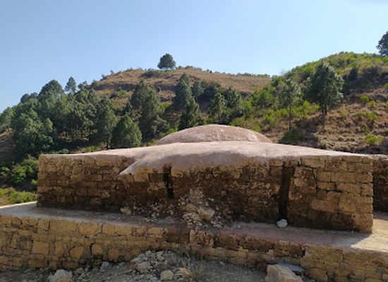 pakistan/northern-areas/landmark/ban-faqiran-stupa
