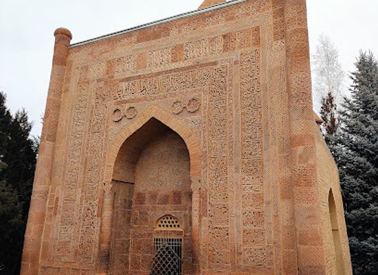 kyrgyzstan/talas-region/landmark/manas-ordo