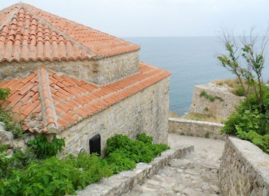 montenegro/ulcinj/landmark/seamans-mosque