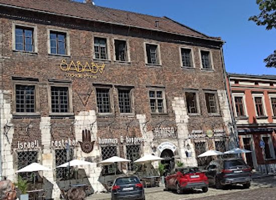 poland/krakow/kazimierz/landmark/jan-karski-monument