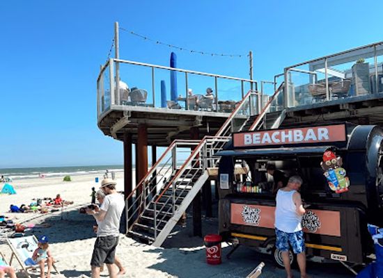 netherlands/wadden-islands/landmark/t-strandhuys-buren-ameland