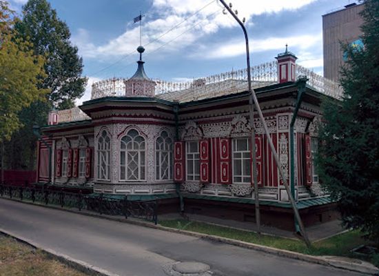 kazakhstan/pavlodar/landmark/museum-of-literature-and-art-named-after-bukar-zhyrau