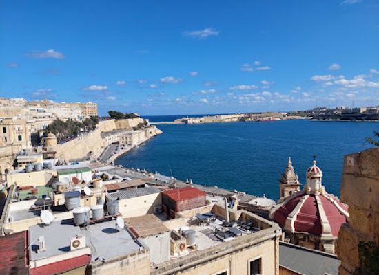 malta/harbour-area/landmark/city-gate