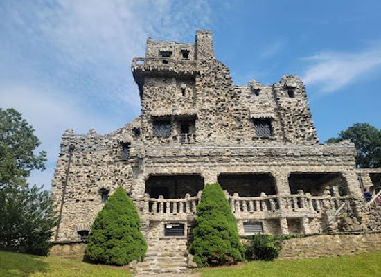 connecticut/southeastern-connecticut/landmark/gillette-castle-state-park